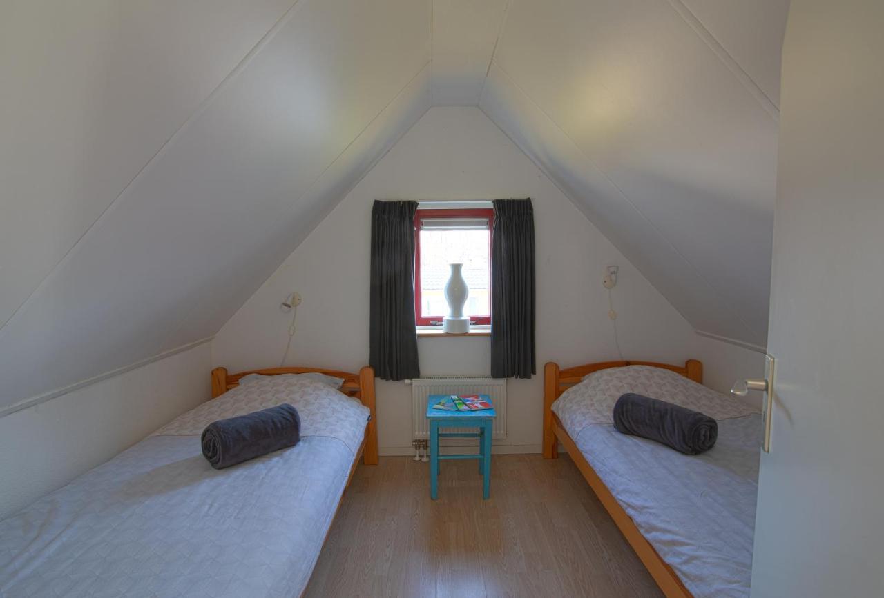 Vila De Rozenbottel Tzummarum Exteriér fotografie